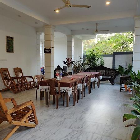 Surf'N Lanka - Surf School Hotell Weligama Exteriör bild