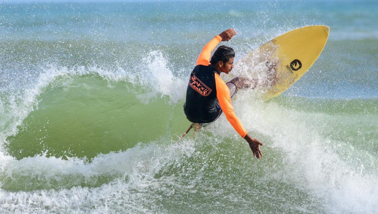 Surf'N Lanka - Surf School Hotell Weligama Exteriör bild